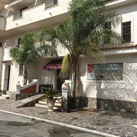 Il Melograno Hotel Nicotera Eksteriør billede