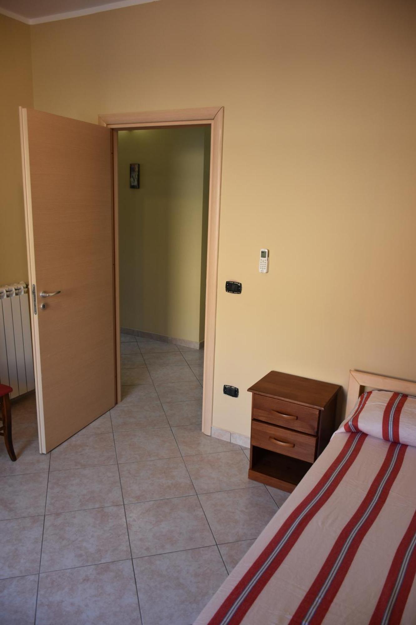 Il Melograno Hotel Nicotera Eksteriør billede